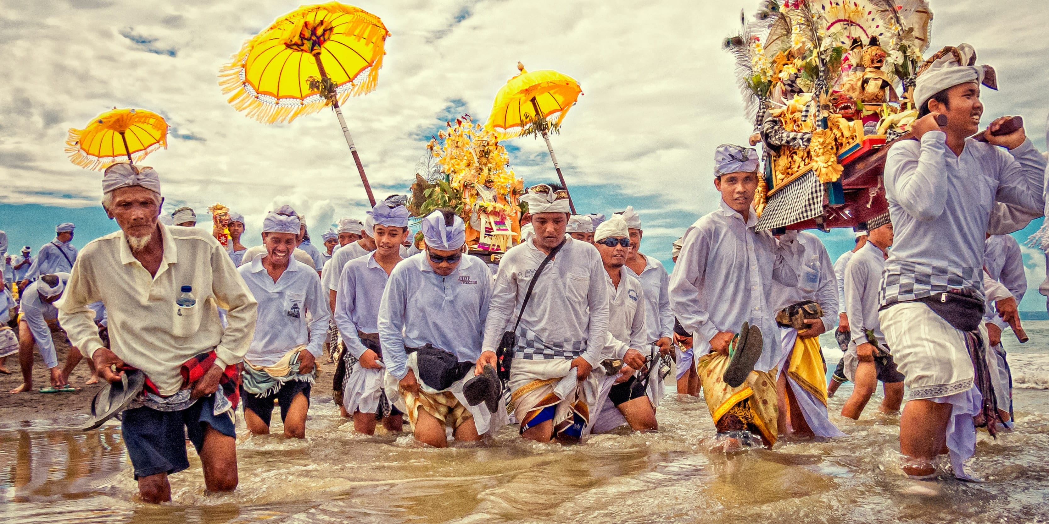 Upacara Adat